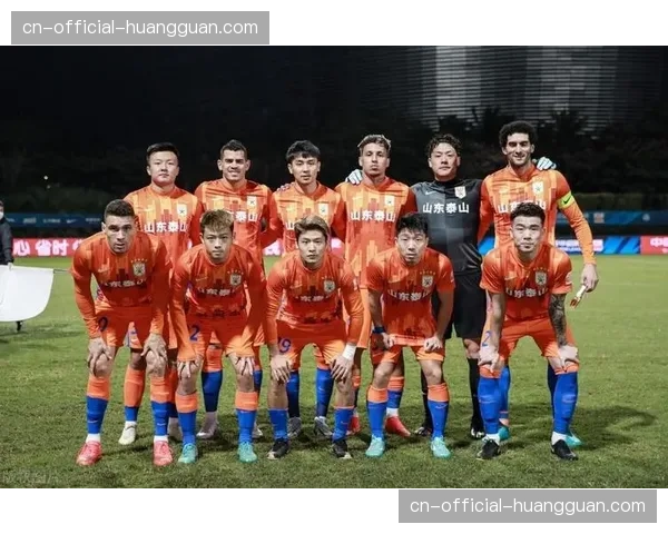 武汉三镇发布伤病报告,标王级别新援训练中肌肉不适出战成疑 武汉三镇发布伤病报告,标王级别新援训练中肌肉不适出战成疑